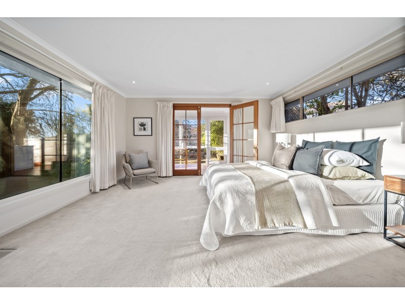 108 Strickland Crescent, Deakin ACT 2600