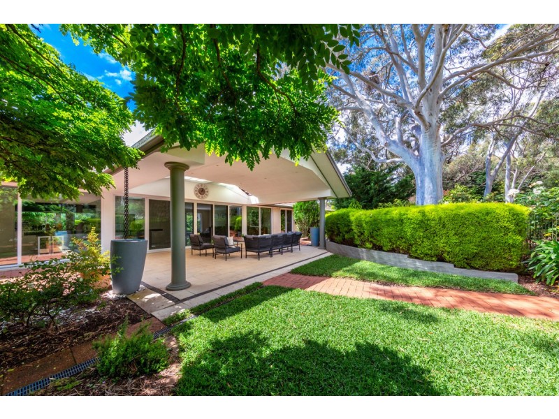 30 Carolyn Jackson Drive, Jerrabomberra NSW 2619