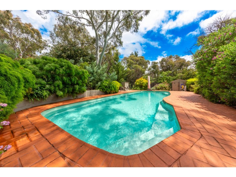 30 Carolyn Jackson Drive, Jerrabomberra NSW 2619