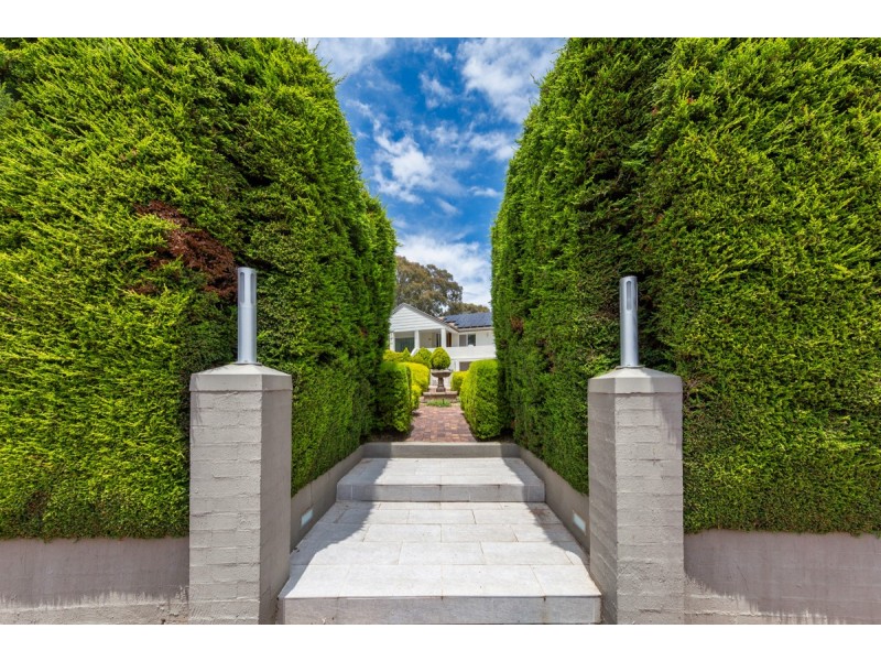 30 Carolyn Jackson Drive, Jerrabomberra NSW 2619