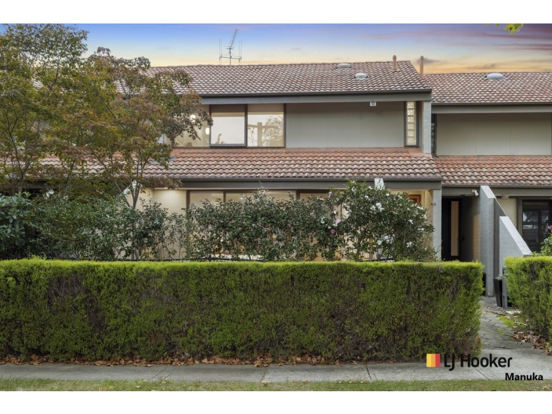 102 Arthur Circle, Forrest ACT 2603