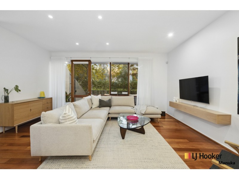 102 Arthur Circle, Forrest ACT 2603