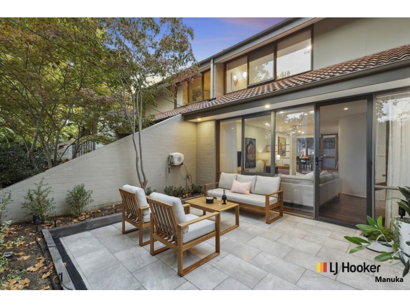 102 Arthur Circle, Forrest ACT 2603