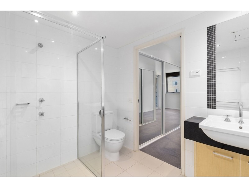 32/2 Edinburgh Avenue, City ACT 2601