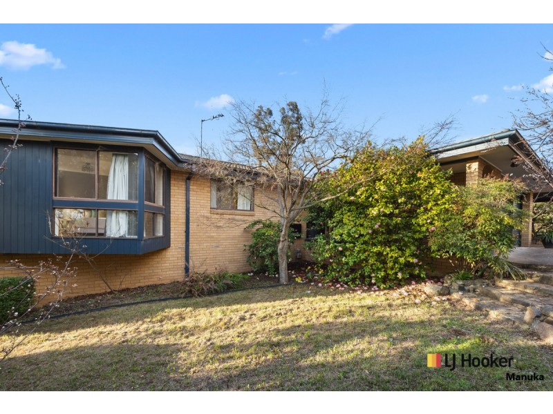 9 Barrett Street, Macgregor ACT 2615