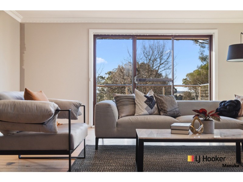 9 Barrett Street, Macgregor ACT 2615