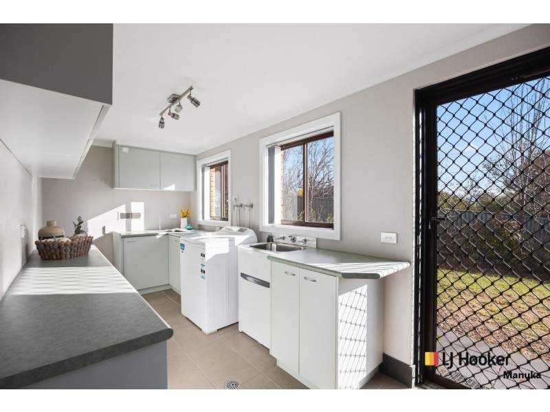 9 Barrett Street, Macgregor ACT 2615