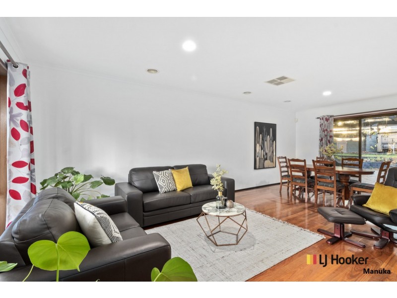 2 Kingsbury Street, Gowrie ACT 2904