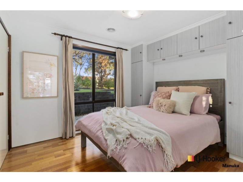 2 Kingsbury Street, Gowrie ACT 2904