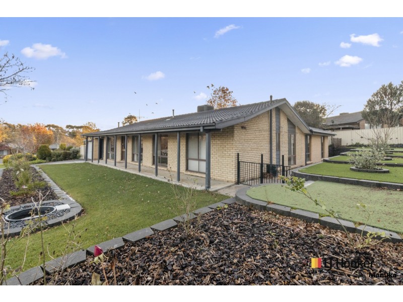 2 Kingsbury Street, Gowrie ACT 2904