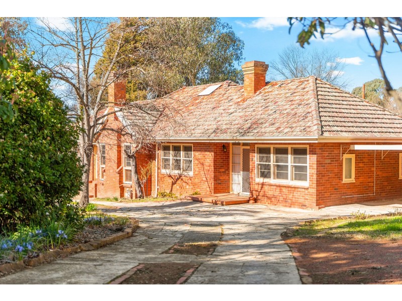 2 Tennyson Crescent, Forrest ACT 2603