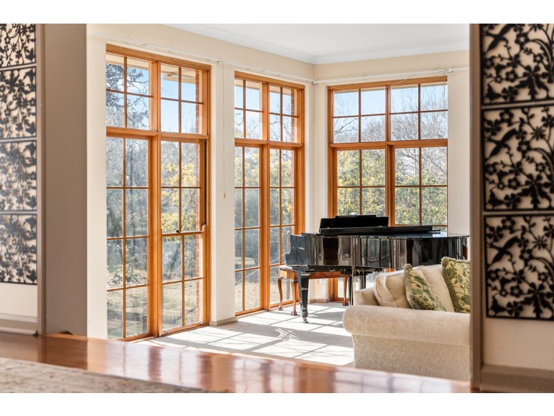 2 Tennyson Crescent, Forrest ACT 2603