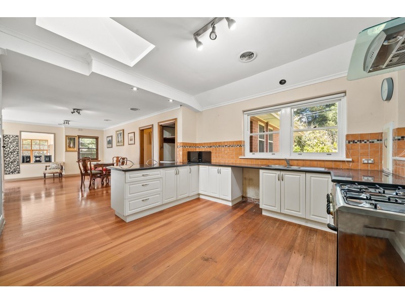 2 Tennyson Crescent, Forrest ACT 2603