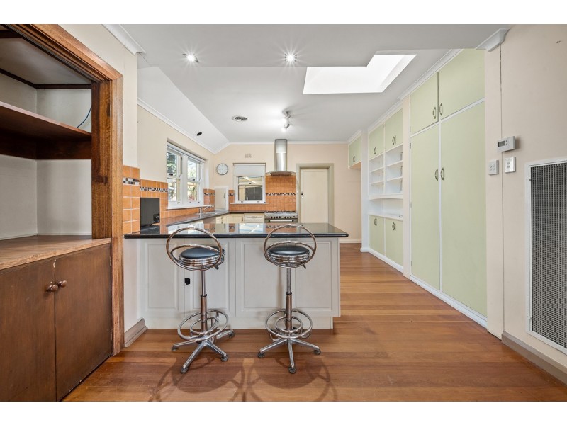 2 Tennyson Crescent, Forrest ACT 2603