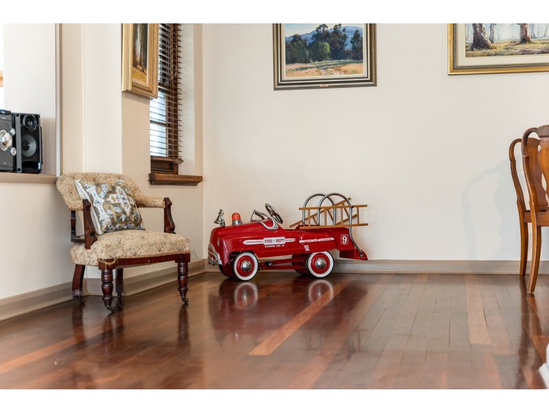 2 Tennyson Crescent, Forrest ACT 2603
