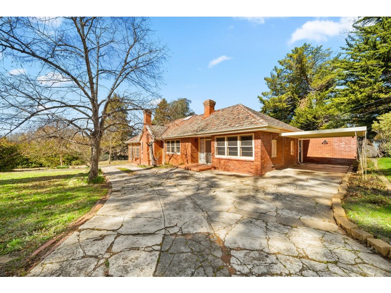 2 Tennyson Crescent, Forrest ACT 2603