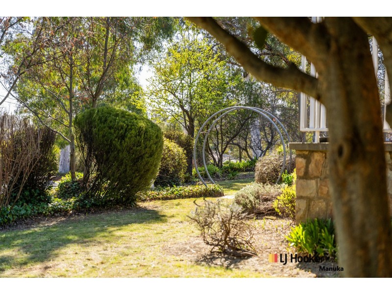61 Stonehaven Crescent, Deakin ACT 2600