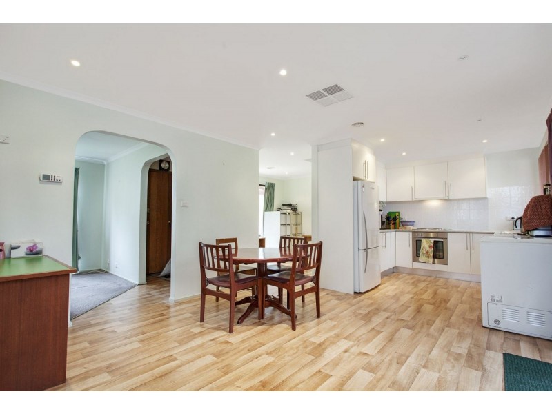 69 Clive Steele Avenue, Monash ACT 2904