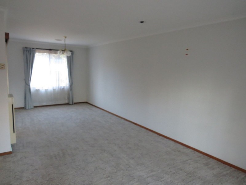 1 Henry Melville Crescent, Gilmore ACT 2905