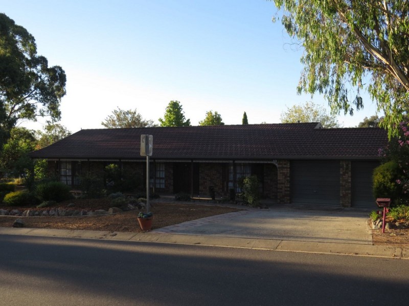 1 Henry Melville Crescent, Gilmore ACT 2905