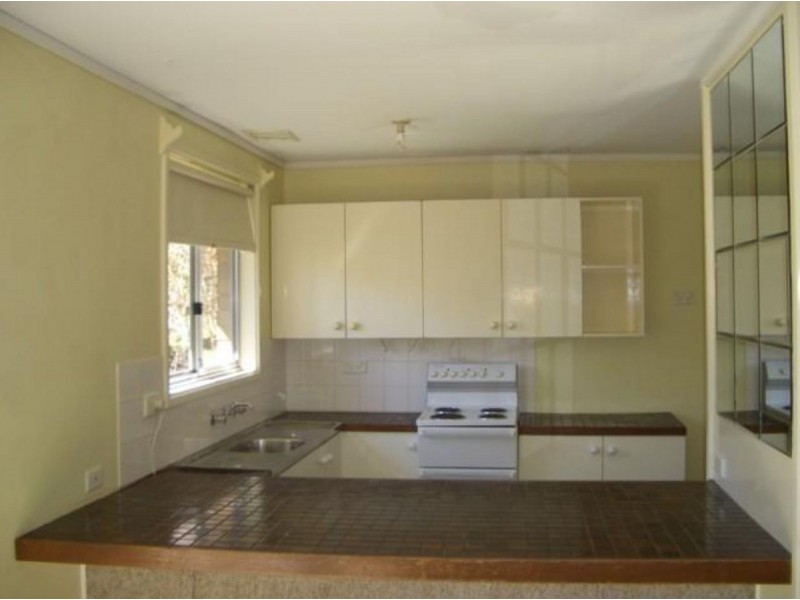 10 Brooke Place, Wanniassa ACT 2903