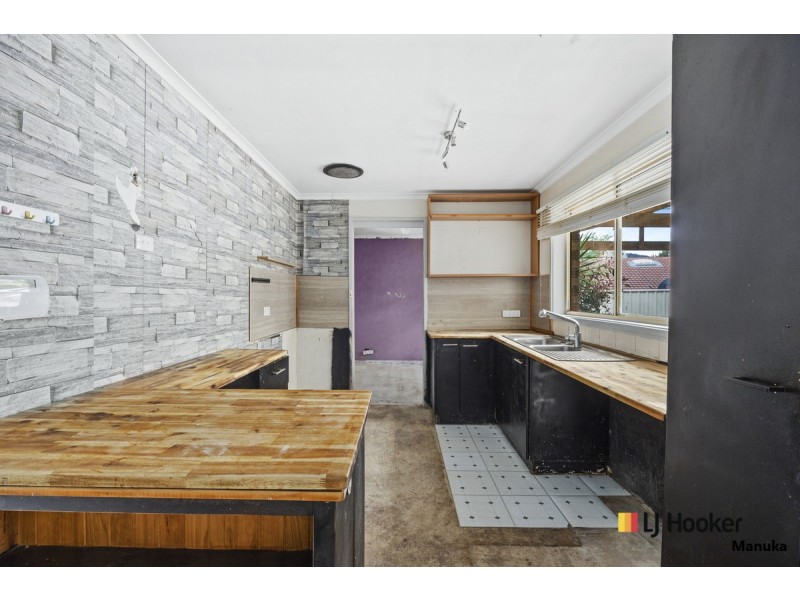 22 Maddock Place, Gordon ACT 2906