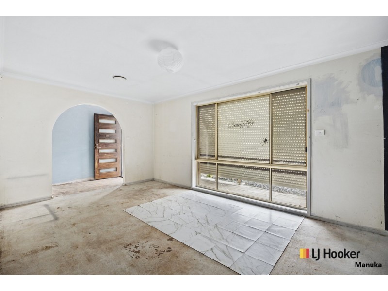 22 Maddock Place, Gordon ACT 2906