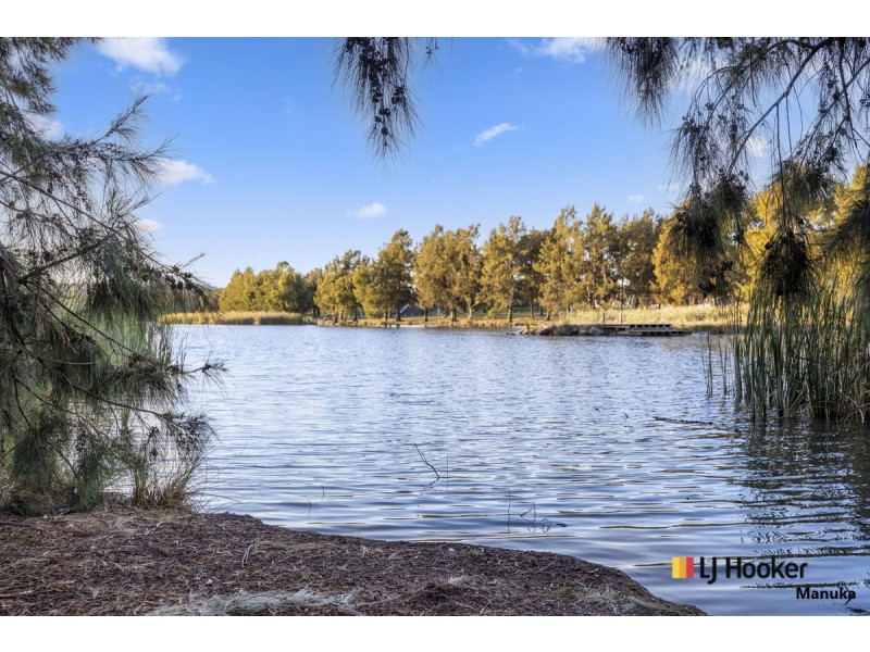 22 Maddock Place, Gordon ACT 2906