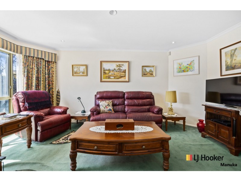 25 John Young Crescent, Greenway ACT 2900