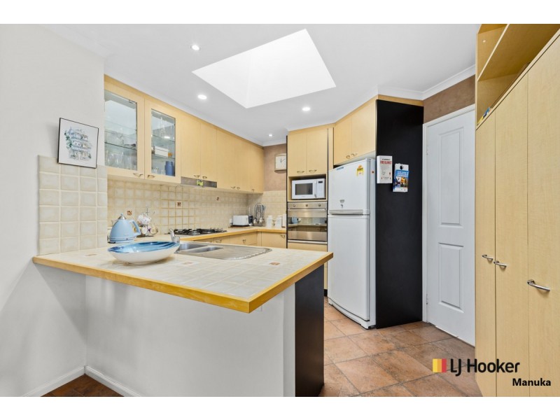 25 John Young Crescent, Greenway ACT 2900