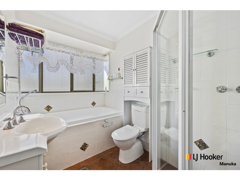 25 John Young Crescent, Greenway ACT 2900