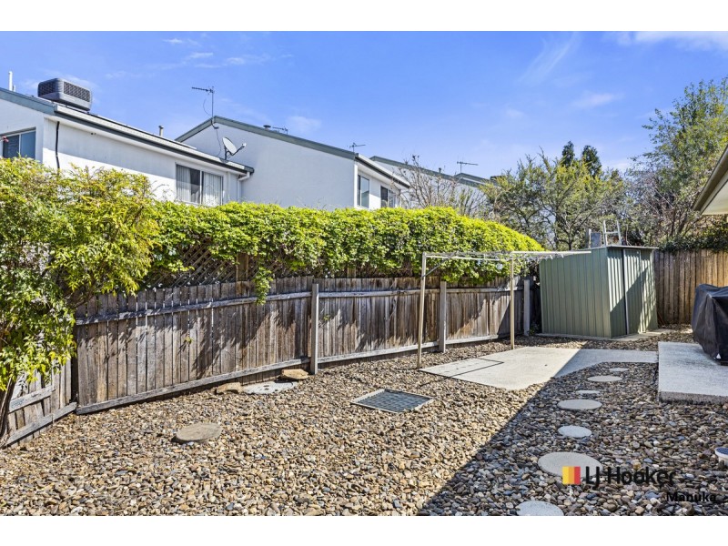 25 John Young Crescent, Greenway ACT 2900