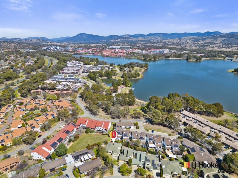 25 John Young Crescent, Greenway ACT 2900