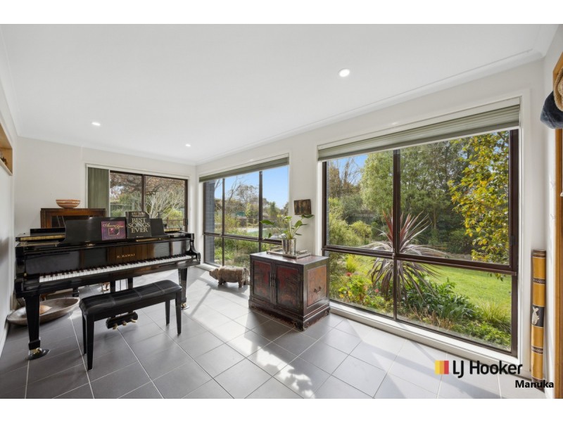 10 Pitt Place, Holder ACT 2611