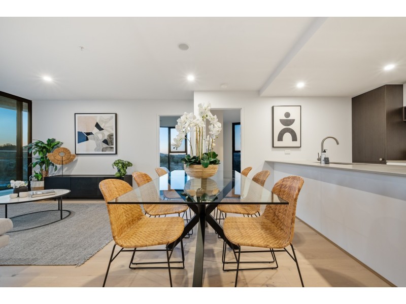 911/220 Melrose Drive, Phillip ACT 2606