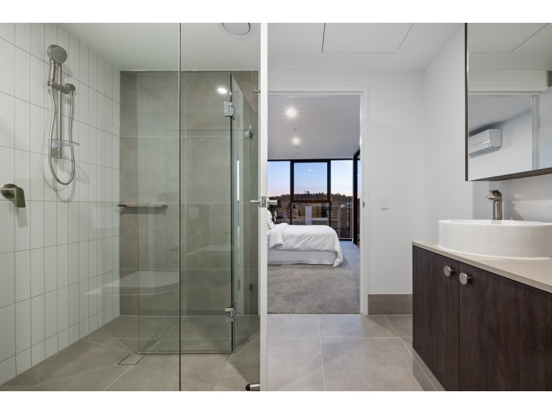 911/220 Melrose Drive, Phillip ACT 2606