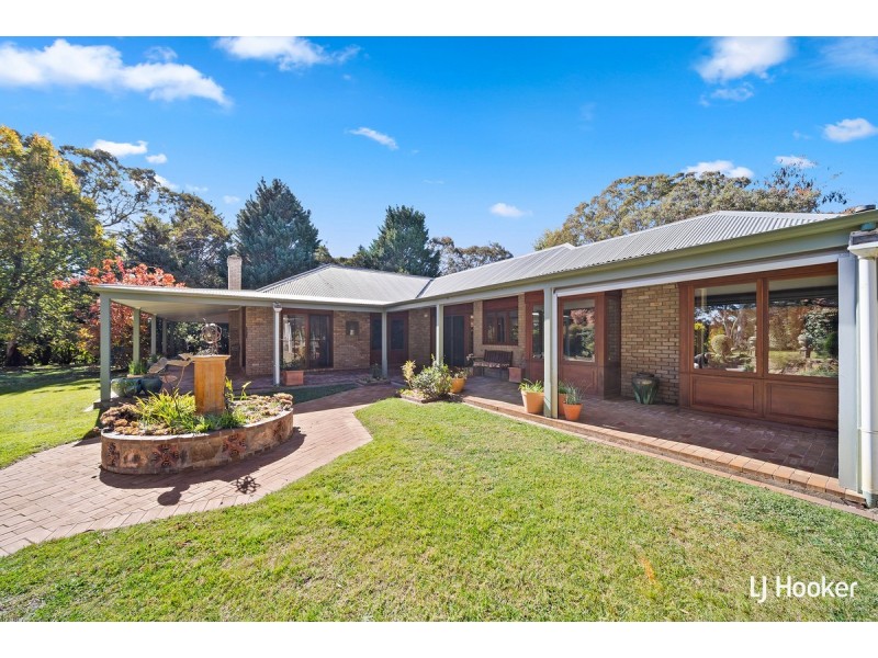 1 Radcliffe Circuit “Clover Hill”, Carwoola NSW 2620