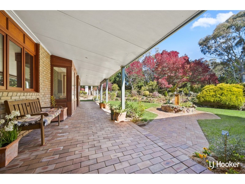 1 Radcliffe Circuit “Clover Hill”, Carwoola NSW 2620