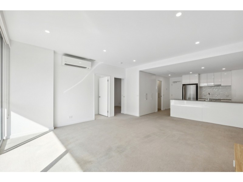 1/1 Surprize Place, Phillip ACT 2606