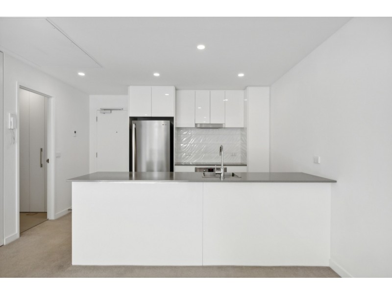 1/1 Surprize Place, Phillip ACT 2606