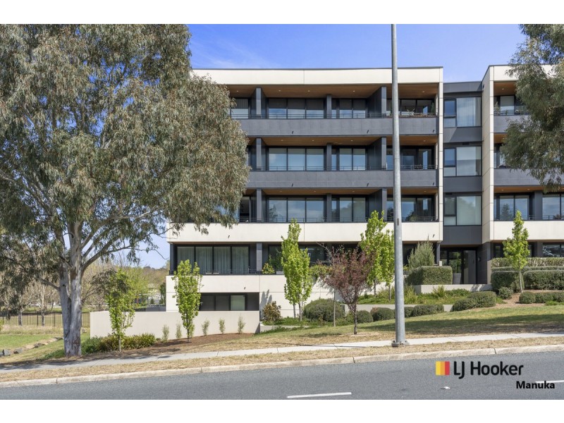 62/7 State Circle, Forrest ACT 2603