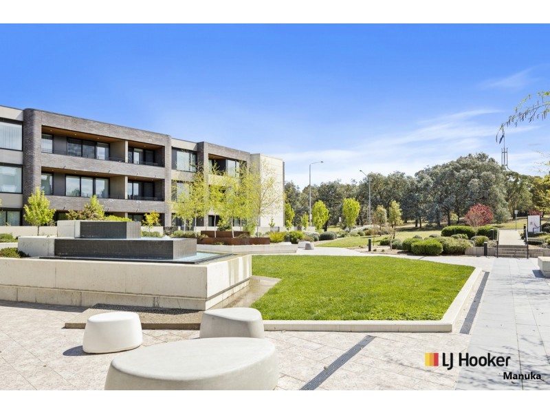 62/7 State Circle, Forrest ACT 2603