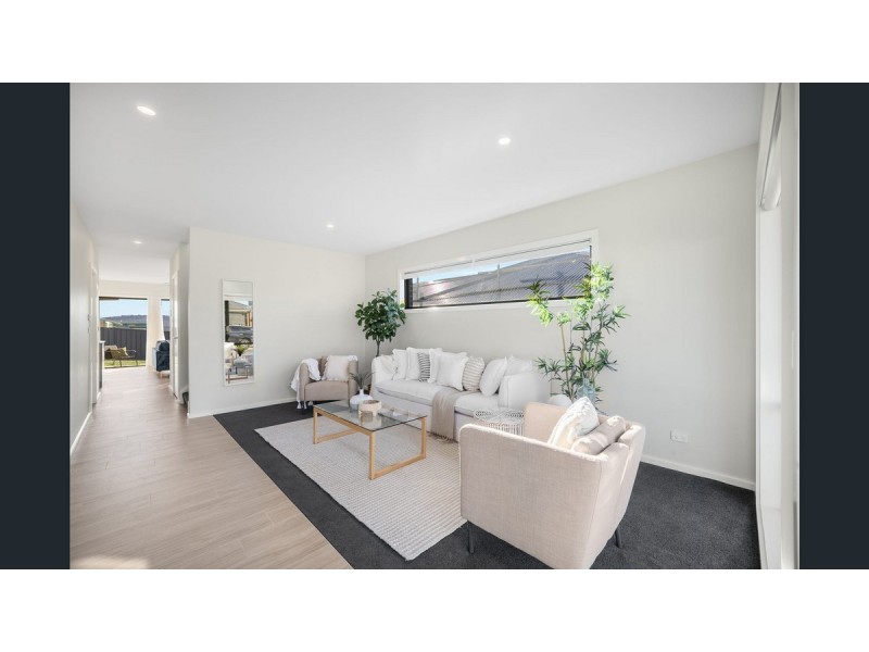 16 Sunray Street, Tralee NSW 2620