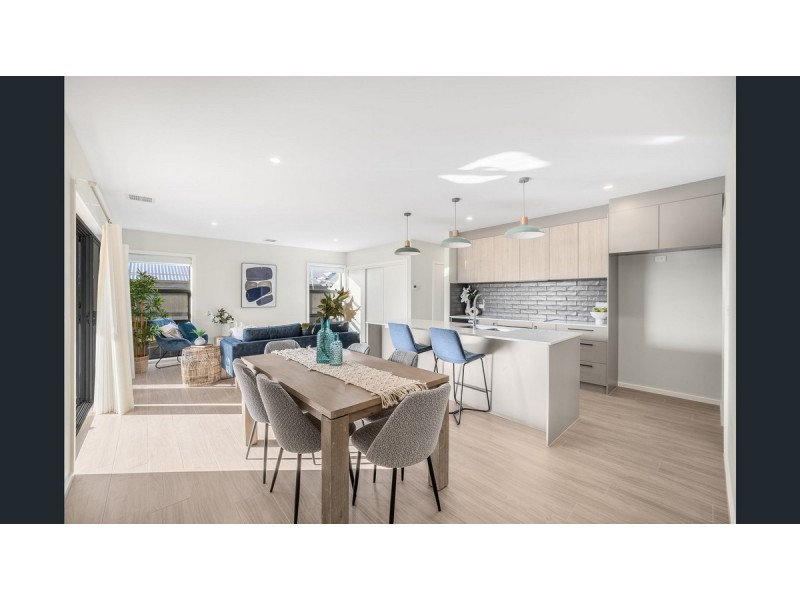 16 Sunray Street, Tralee NSW 2620