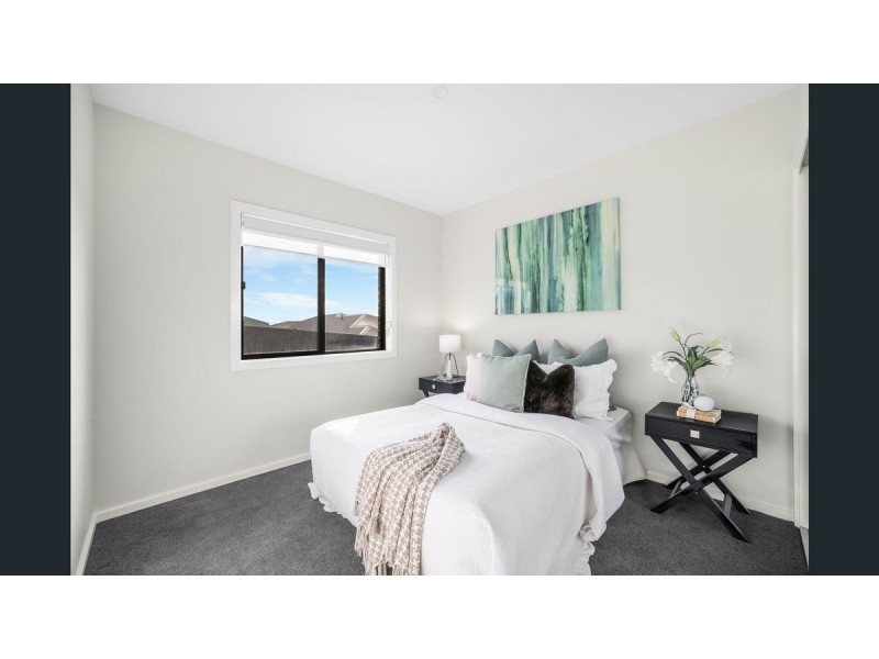 16 Sunray Street, Tralee NSW 2620