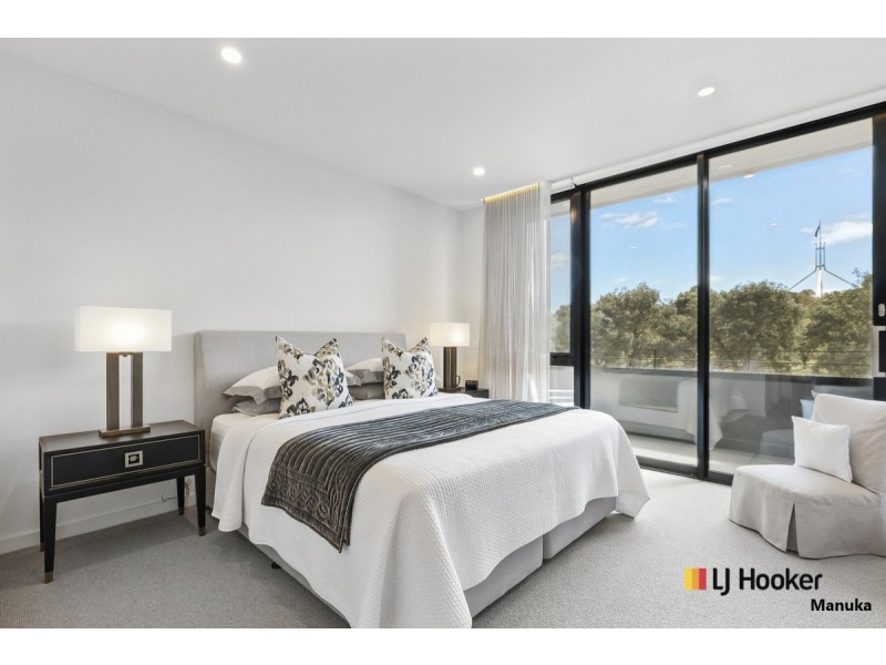 22/7 State Circle, Forrest ACT 2603