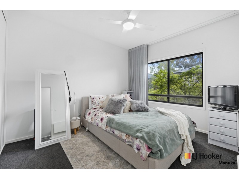 18/25 Jerrabomberra Avenue, Narrabundah ACT 2604