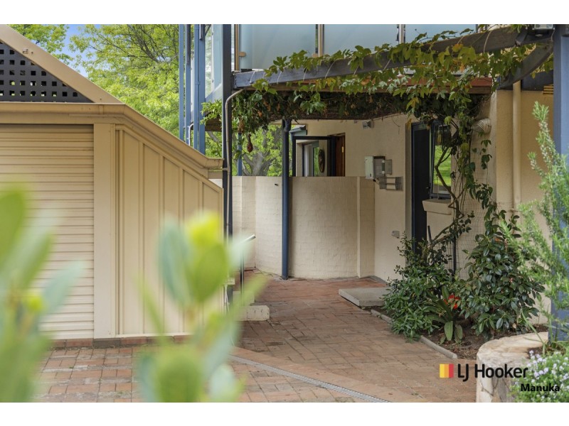 94 Monaro Crescent, Red Hill ACT 2603
