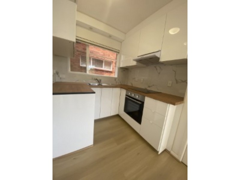 3/4 Nuyts Street, Red Hill ACT 2603