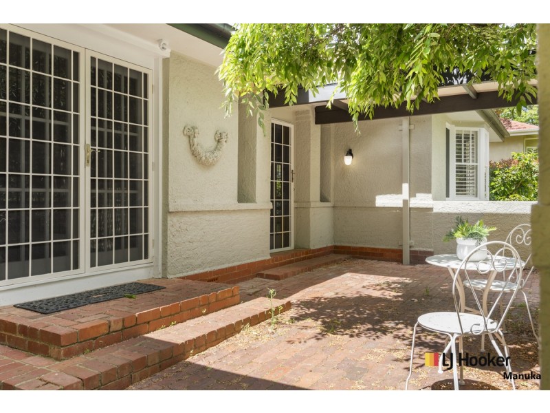 9 Grant Crescent, Griffith ACT 2603